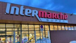 Intermarché des centaines de personnes venues faire les courses évacuées d'urgence à cause d'une fuite de gaz