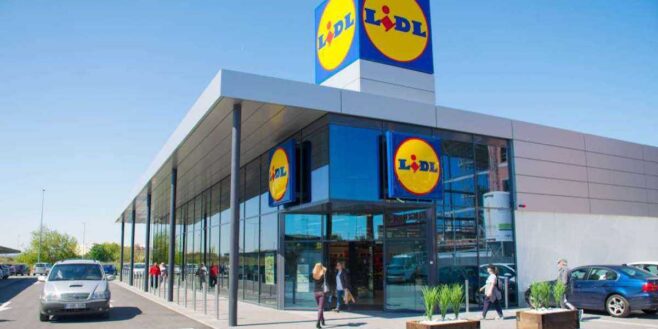 Lidl propose un tuyau d'arrosage à enroulement automatique