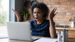 SFR, Bouygues, Free, Orange les abonnés excédés par les problèmes de réseaux c’est le pire opérateur