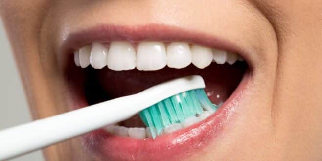 Santé faut-il la changer votre brosse à dents après avoir été malade ?