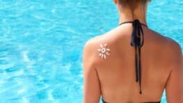 Cette crème solaire très connue ne vous protège pas des coups de soleil selon UFC-Que Choisir