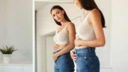 Ne faites plus d'abdos si vous souhaitez avoir ventre plat avant l'été cela ne sert à rien