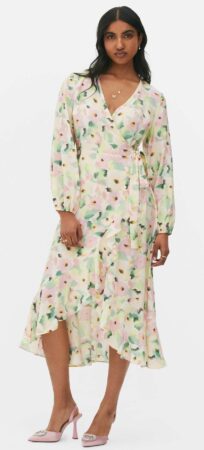 Primark lance une sublime sélection de robes à shopper pour la saison-article