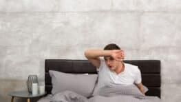 5 raisons qui expliquent une transpiration excessive la nuit