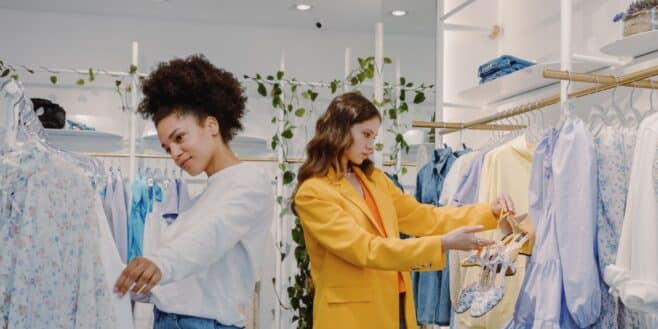 Cette marque de vêtements très connue en France risque de fermer tous ses magasins