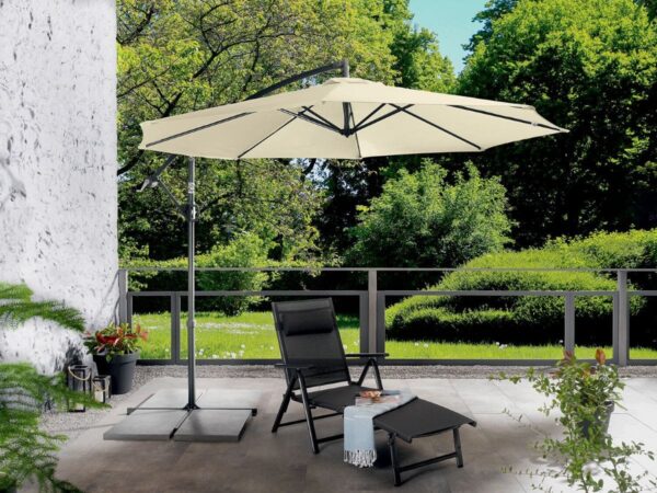 Lidl lance ce produit star de l'été pour rester à l'ombre et protéger son intimité-article