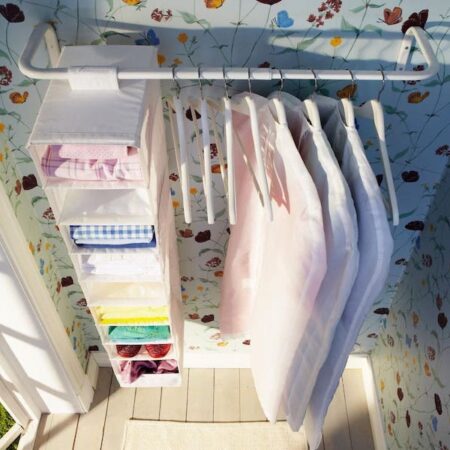 Ikea révolutionne votre dressing avec cet accessoire ultra pratique qui ne prend pas de place