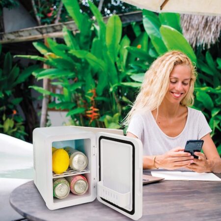 Aldi a trouvé l'accessoire parfait pour garder les bières au frais lors des soirées foot dans le jardin