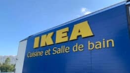 Cette table de chevet IKEA à moins de 20 euros est dispo en 5 coloris