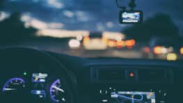 Permis de conduire: un couvre-feu pour les nouveaux conducteurs ?