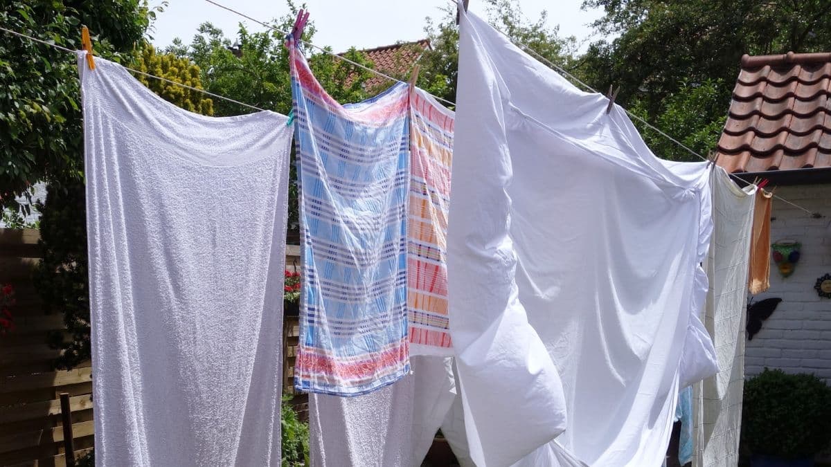 Cette astuce de génie pour faire sécher vos draps en un temps record