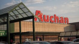 Auchan c'est fini dans ces villes, la liste des supermarchés qui vont fermer en France