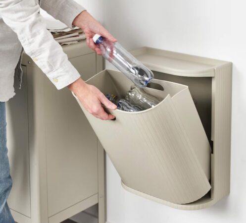 Cette poubelle IKEA peut s'utiliser comme objet de décoration
