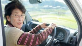 Permis de conduire: faut-il interdire les seniors de prendre le volant ?