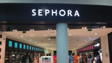 Sephora fait un énorme carton avec ce mascara qui fait des cils effet yeux de biche