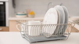 L’égouttoir traditionnel à vaisselle c’est terminé IKEA a la solution beaucoup plus design