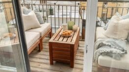 4 lampes IKEA qui donneront une ambiance cosy à votre terrasse pour moins de 30 euros