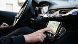 Automobilistes : cette nouvelle arnaque explose sur Waze pour vous piéger sur l'autoroute
