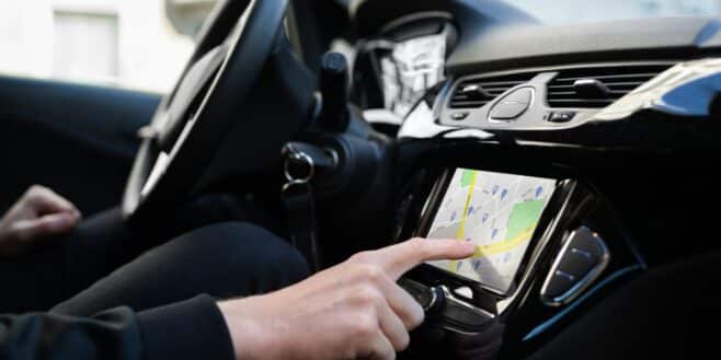 Automobilistes : cette nouvelle arnaque explose sur Waze pour vous piéger sur l'autoroute