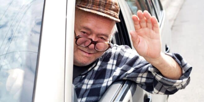 Des nouvelles restrictions et plus de contrôles pour les conducteurs seniors ? Ce que le gouvernement prévoit vraiment