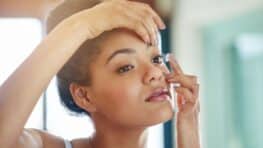 Des scientifiques créent des lentilles de contact pour voir dans le noir