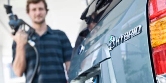 Ces gros inconvénients d'acheter des voitures hybrides et que le concessionnaire oublie de vous dire