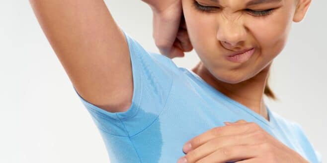 Cette technique géniale pour ne plus avoir d'auréoles de transpiration sous les bras
