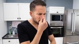 La meilleure méthode pour supprimer toutes les mauvaises odeurs de votre évier en quelques minutes