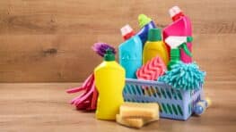 Ranger les produits ménagers à cet endroit peut déclencher la maladie de Charcot