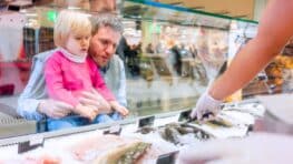 Ce poisson coute 2 fois moins cher que le saumon et pourtant il est plus sain pour la santé