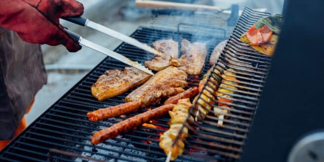 Ces erreurs que tout le monde fait pendant un barbecue peuvent provoquer une intoxication alimentaire