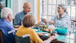 Cet aliment du quotidien que les plus de 60 ans doivent arrêter de consommer pour rester en bonne santé