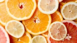 Cette astuce toute simple et efficace pour congeler les zestes d'agrumes de citrons, oranges et pamplemousses
