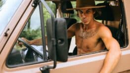 Cette lourde amende si vous vous faites attraper en train de conduire torse nu cet été