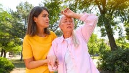 Les 2 erreurs courantes à éviter impérativement durant les fortes chaleurs : ce célèbre médecin alerte