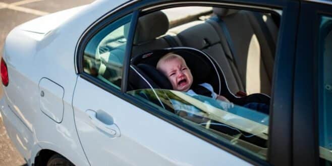 Une maman laisse son bébé dans la voiture sous 42°C pour profiter d'une séance de cinéma