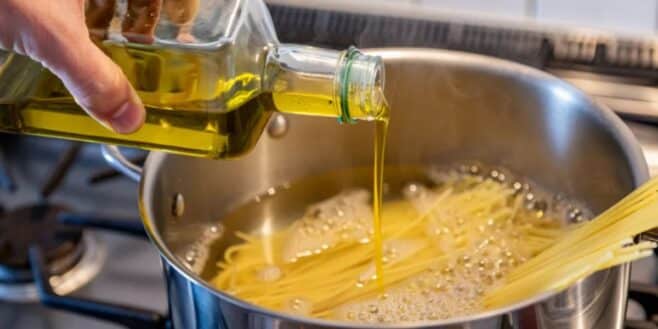 Vous le faites sûrement à chaque fois et pourtant c’est une énorme erreur de mettre de l'huile d'olive dans l'eau des pâtes