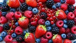 Ce petit signe sur vos fruits pourrait révéler un excès de produits chimiques et de pesticides