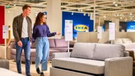 IKEA lance pour la rentrée un canapé-lit parfait pour les petits espaces