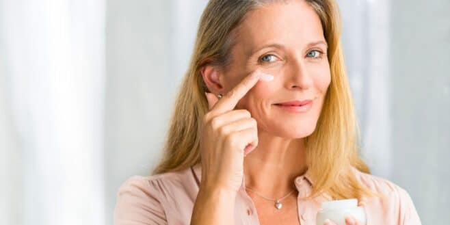 « J’ai enfin trouvé ce qui marche » : les 2 sérums anti-âge validés par 60 Millions de Consommateurs