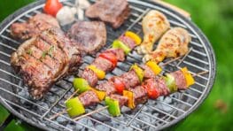« J’ai ruiné mon barbecue sans le savoir » : les erreurs à éviter absolument lors du nettoyage