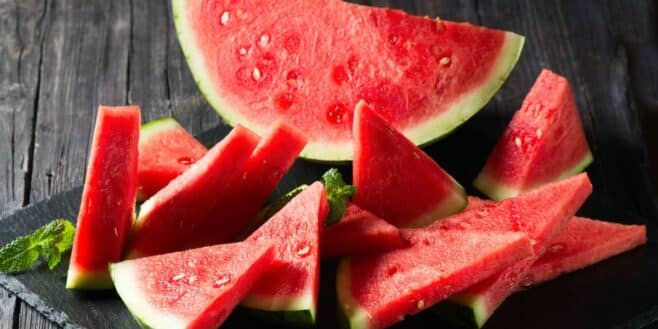 L'astuce très efficace pour conserver la pastèque coupée plus longtemps et éviter le gaspillage