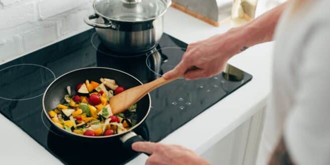 Oubliez ces poêles qui libèrent des substances toxiques et privilégiez ces modèles