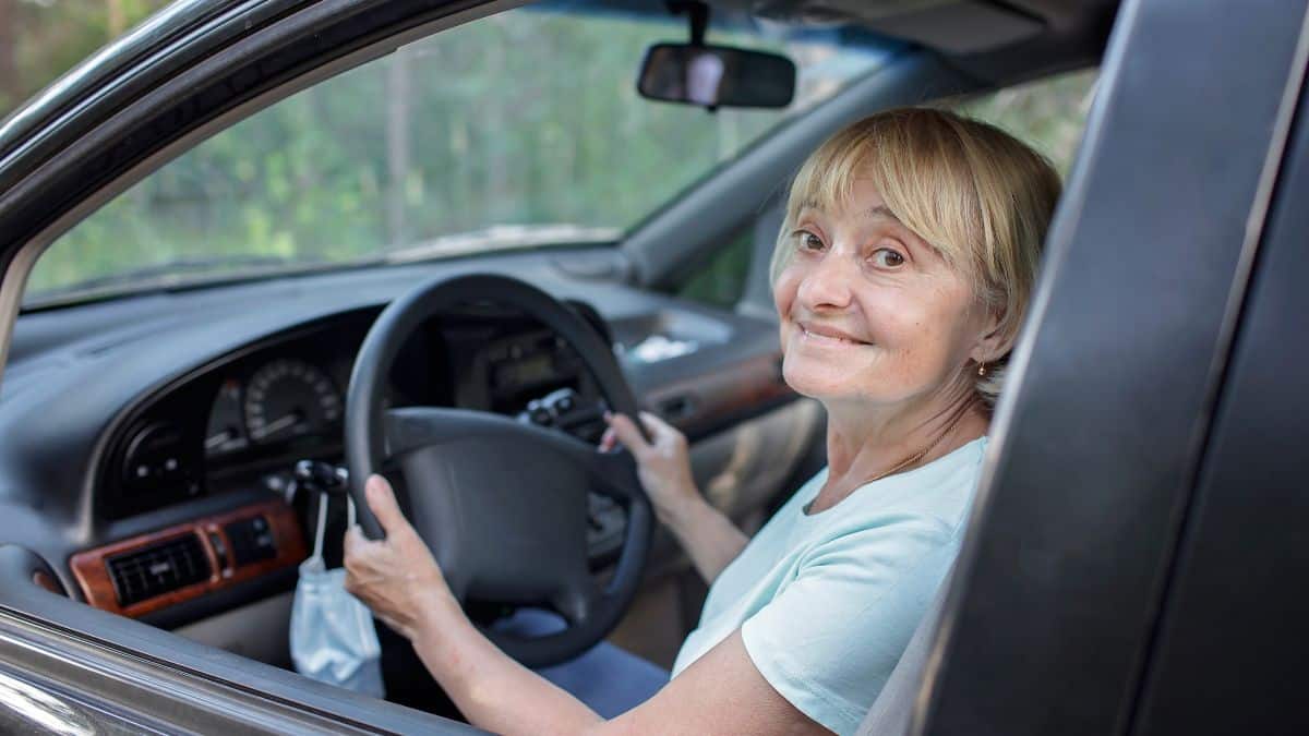 Permis de conduire : les conducteurs seniors ne pourront plus conduire après 68 ans dans ce pays européen