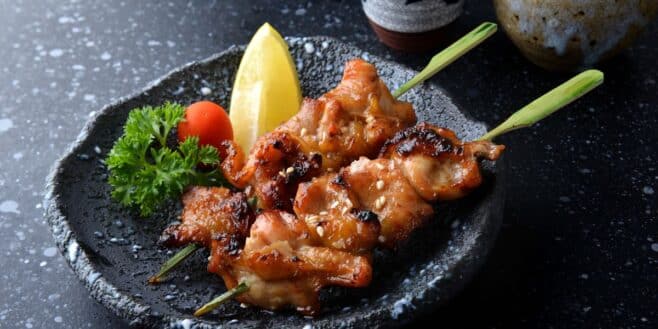Vous n’avez pas besoin de barbecue, ces yakitoris se cuisinent sans feu ni fumée à la maison avec votre Airfryer