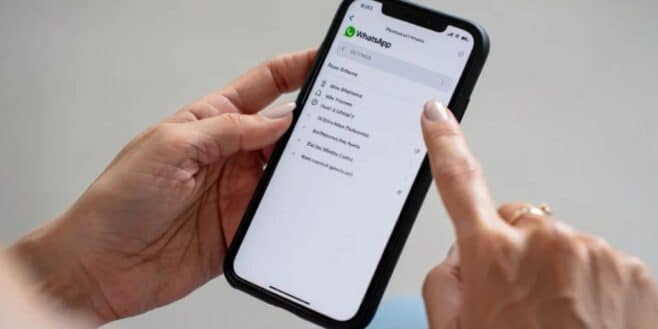 WhatsApp lance une fonction cachée qui va rassurer tous vos proches quand vous prenez la route
