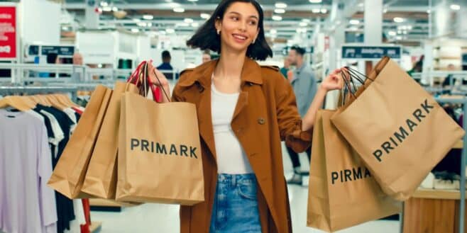 4 pulls et cardigans Primark parfaits avec un jean pour un look élégant au bureau