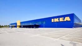 Adieu la table de chevet, cette invention IKEA agrandit votre chambre à moins de 5€