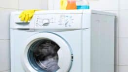 Ce mélange fait maison élimine les mauvaises odeurs de la machine à laver