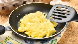 Cette astuce des grands chefs pour rendre vos œufs brouillés irrésistibles